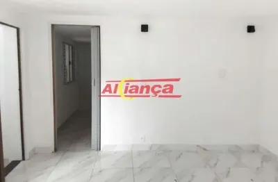 Casa com 2 quartos para alugar no Jardim Rosa de Franca, Guarulhos 