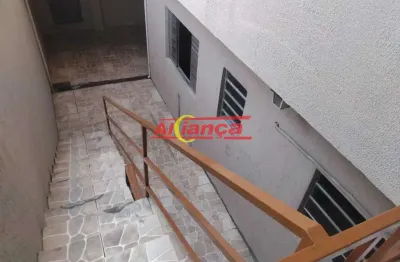 Casa 45m², com 1 quarto para locação no jardim adriana - guarulhos /sp por r$ 1.000,00