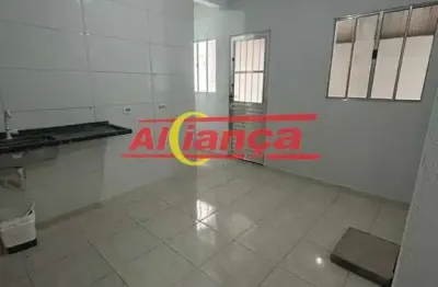 Casa com 45m², 2 quartos no parque continental - guarulhos/sp por r$ 1.100,00
