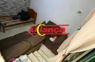 Sobrado com 150m², 3 quartos à locação no pimentas, guarulhos/ sp por r$ 2.400,00