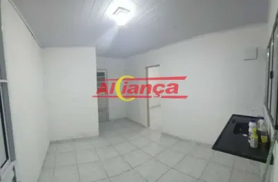 Casa não individual 46m², com 1 quarto para locação parque santo antônio-guarulhos r$ 1.000,00