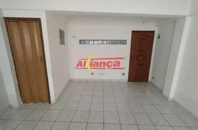 Casa com 65m², 01 quarto, vaga de garagem à locação no macedo, guarulhos/ sp por r$ 1.100,00