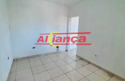 Kitnet / Stúdio para alugar no Jardim Munira, Guarulhos 