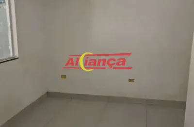 Casa 50m²,com 2 quartos sendo 1 suite para locação no vale dos machados - guarulhos/ sp r$ 2.944,00