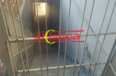 Sobrado 70m²,com 1 quarto para locação na vila rosalia - guarulhos - sp r$ 1.500,00