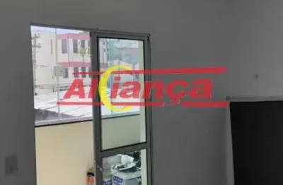 Sala com 28m², banheiro e copa, à locação no jardim vila galvão - guarulhos/sp por r$ 1.700,00