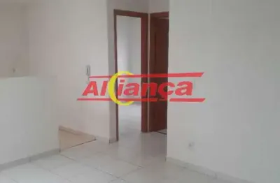 Apartamento para alugar com 2 quartos e 1 vaga de garagem, Água Chata - Por R$ 1.300,00