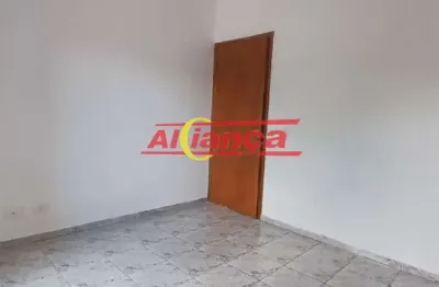 Apartamento 40m², com 1 quarto à locação no Parque Continental II - Guarulhos/SP Por R$ 1.000,00