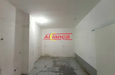 Salão para locação com trifásico 215 m² com 4 vagas de garagem - picanço, por r$8.000,00