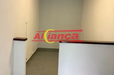 CASA 40m² - COM 1 QUARTO PARA LOCAÇÃO NO JARDIM AMERICA - R$1.000,00
