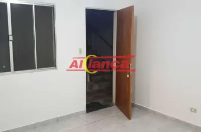 APARTAMENTO 50m², COM 2 QUARTOS DISPONIVEL PARA LOCAÇÃO NA JARDIM VALERIO R$ 1.500,00