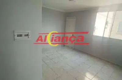 Apartamento 40m², com 2 quartos para locação em Vila Alzira - Guarulhos R$ 1.400,00