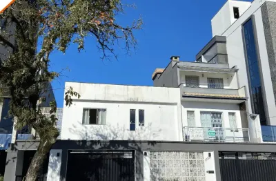 Casa para alugar no Bucarein, Joinville 