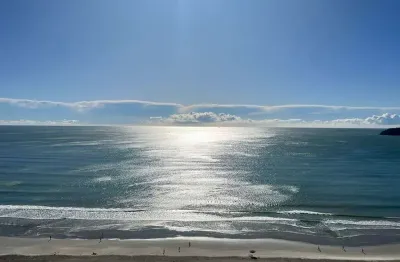 Apartamento com 3 quartos para alugar na Avenida Atlântica, Centro, Balneário Camboriú