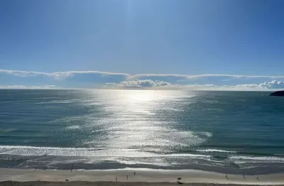 Apartamento com 3 quartos para alugar na Avenida Atlântica, Centro, Balneário Camboriú