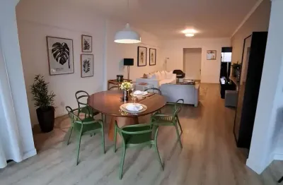 Apartamento com 3 quartos para alugar na Rua 1901, Centro, Balneário Camboriú