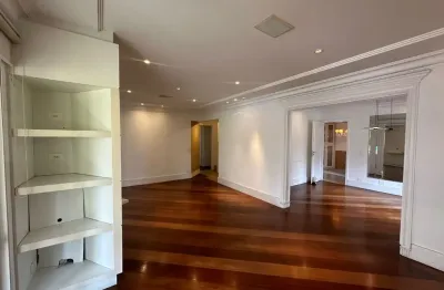 Apartamento   a  venda  na vila  andrade  com 213 metros   com 4 dormitorios  sendo 3 suites,4 vagas