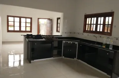 Casa  sobrado  em  itanhaem   com 133   metros  3 dormitorios 2 vagas