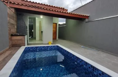 Casa    a  venda   em  itanhaem  com  73 metros  2 dormitorios  sendo uma suite  uma vaga de garagem