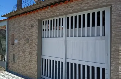 Casa  a  venda  em itanhaem   semi mobiliada    com 2 dormitorios  2 vagas