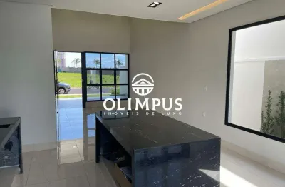 Excelente casa com área de 360m² em condomínio park sul.
