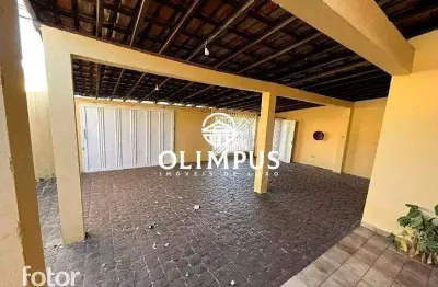 Casa com 3 quartos para alugar no Conjunto Segismundo Pereira, Uberlândia 