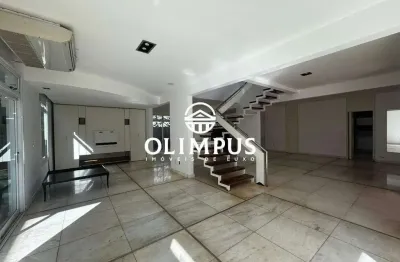 Excelente opção de sobrado na zona sul de Uberlândia com 450m² de construção em amplo terreno de 1.000m²