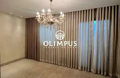 Excelente casa comercial/residencial com área de 190m², localizada no bairro Aparecida em Uberlândia