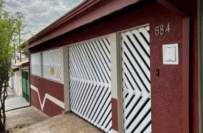 Casa com 3 quartos à venda no jardim celani, salto  por r$ 795.000