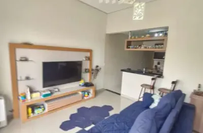 Casa jardim regente em indaiatuba, 3 dormitórios, suíte com closet, área gourmet, garagem para 4 veículos, planejados na cozinha.