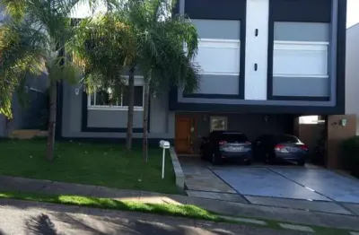 Sobrado - com 4 suítes (1 sendo master com closet e sala intima e 1 suíte para hospedes), lavabo, salas 3 ambientes, sala de jantar, escritório, sala para ateliê, cozinha planejada, lavanderia planeja