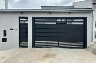 Casa nova a venda no jd. união:  2 dormitórios sala cozinha área de serviço quintal  obs: preparação para ser construída uma suíte nos fundos