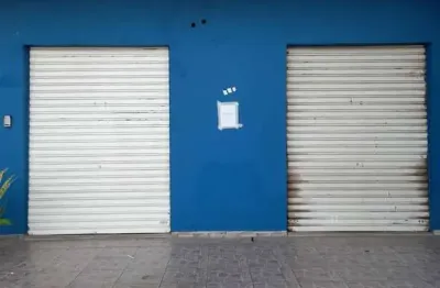 Salão para locação próximo ao center jeans 70 m², 2 banheiros, ótimo para salão de beleza, barbearia e etc.