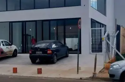 Salão comercial de alto padrão para locação em indaiatuba-sp, no bairro jardim residencial dona lucilla: 1 sala, 3 banheiros, 4 vagas de garagem, 285m².