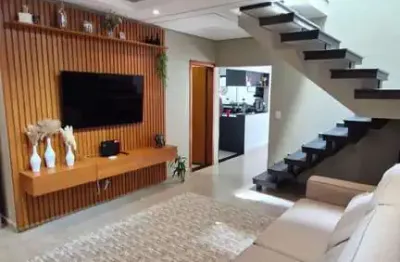 Magnífica casa à venda em indaiatuba-sp no jardim dos colibris: 4 vagas de garagem, 188,17 m².