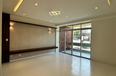 Apto com ótimo espaço -  a venda no  cond. san  remo pq.10