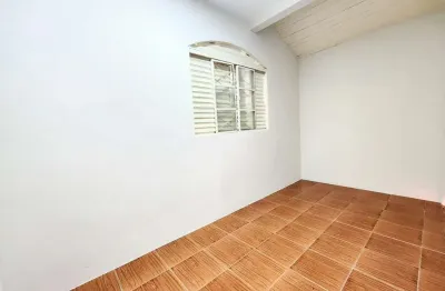 Casa com 3 quartos à venda na Rua Kazutaro Morimitsu, 1, Cafezal, Londrina
