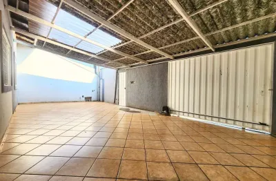 Casa com 3 quartos à venda na Rua Dom Pedro I, 1, Sabará I, Londrina