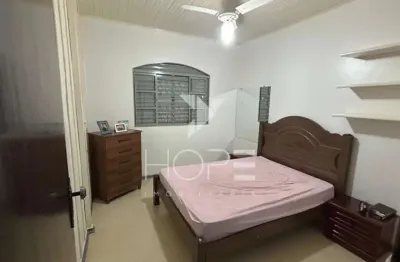 Casa com 3 quartos à venda na Rua Capitão João Busse, 615, Califórnia, Londrina