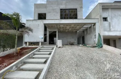 Sobrado à venda – 230m² – Condomínio Araguari – Zona Leste – Londrina/PR