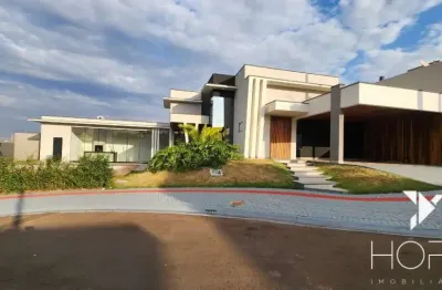 Casa térrea em condomínio fechado à venda – 231m² – 3 quartos com 2 suítes – loteamento m