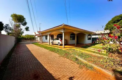 Casa com 3 quartos à venda na Rua Francisco Corrêa de Campos, 78, Vila Santo Antônio, Maringá