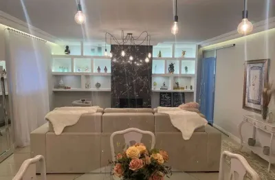Casa com 2 quartos à venda na Rua Felipe Camarão, 101, Zona 02, Maringá