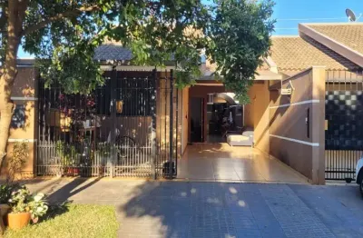 Casa com 3 quartos à venda na Rua Pioneiro José Costa, 49, Jardim Dias I, Maringá