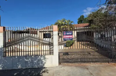 Casa com 3 quartos à venda na Avenida das Torres, 1730, Parque Industrial I, Maringá
