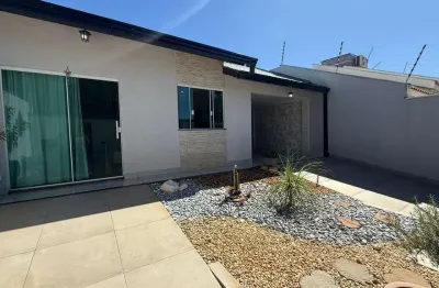 Casa com 3 quartos à venda na Rua Pioneiro Benedito Justino, 328, Jardim Paraíso, Maringá