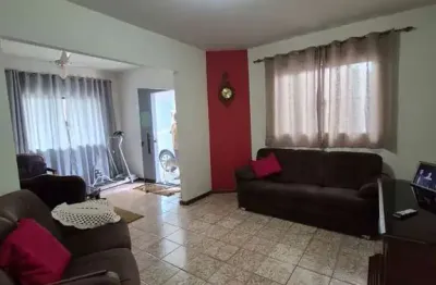 Casa com 2 quartos à venda na Rua Rio Danúbio, 542, Jardim Oásis, Maringá