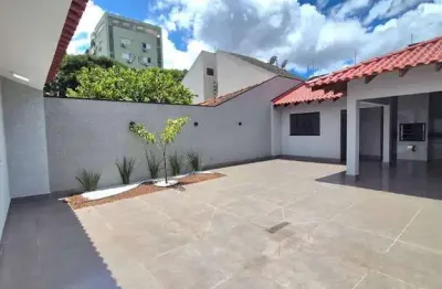 Casa com 3 quartos à venda na Rua Padre Vieira, 142, Zona 07, Maringá