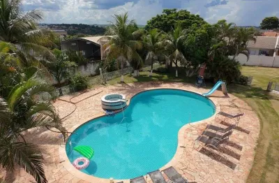 Casa com 5 quartos à venda na Rua Carlos Augusto Tourinho, 736, Jardim Copacabana, Maringá