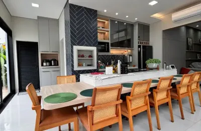 Vendo casa térrea no primor das torres. 3 quartos sendo uma suíte